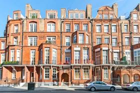 1 bedroom Flat for s...